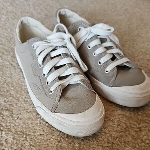 Keds Gray and White Sneakers Size 7.5 Euc